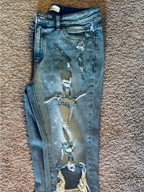 KanCan Distressed Blue Skinny/Relaxed Jeans with Paint-Splatter Detail